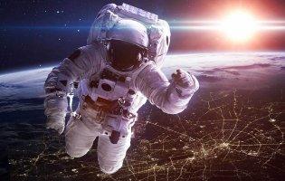 Як доглядають за собою космонавти в космосі