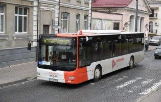 У Луцьку на маршрут №10 виїхали новенькі автобуси