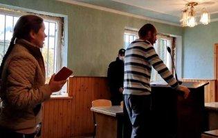 Не раби: в Чернівецькій області батько відмовився віддавати 4 дітей до школи