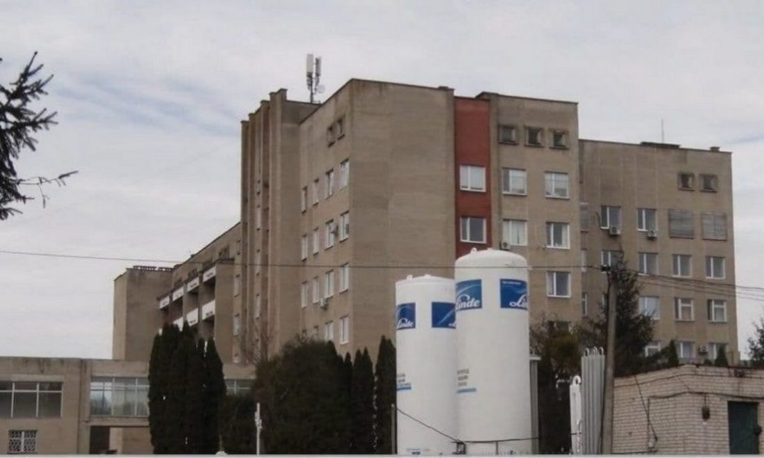 Самогубство у ковідному шпиталі в Боголюбах: медики розповіли про останні хвилини життя пацієнта