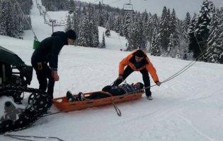На Львівщині лижники травмували ногу та голову: їх екстрено знімали з гори