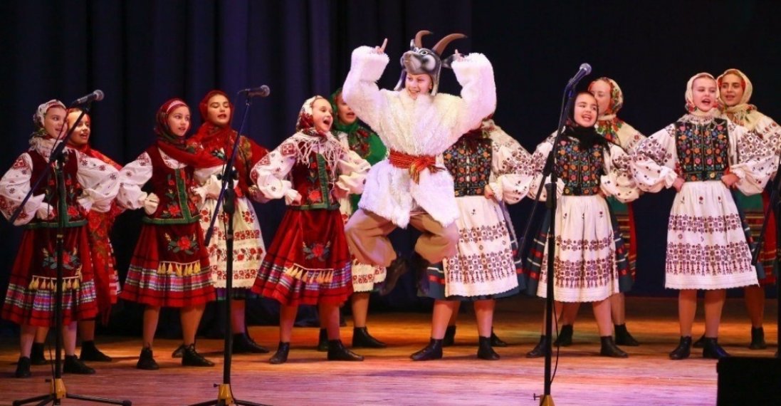 У Луцьку запрошують на традиційний фестиваль «Різдвяні піснеспіви»