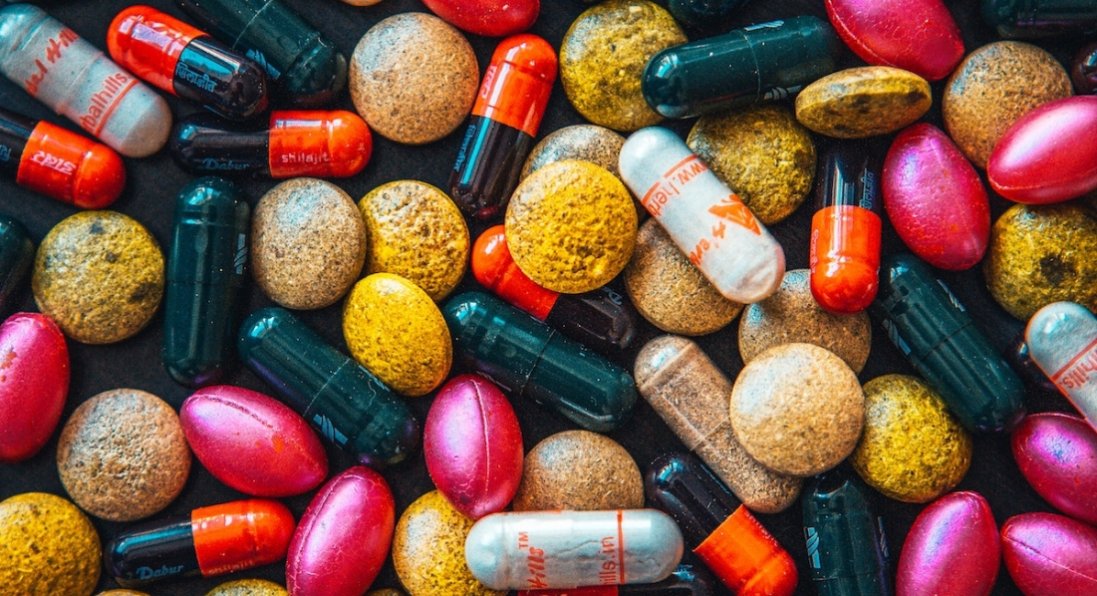 В Україні антибіотики можна буде придбати за новою схемою: що відомо