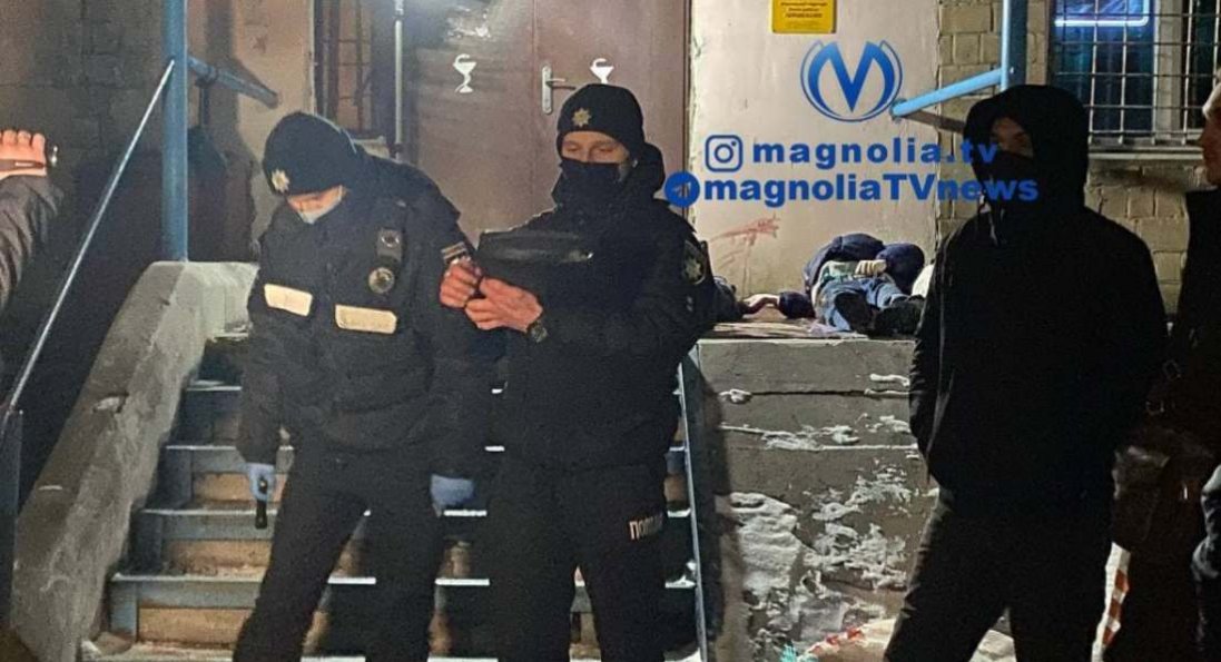У Києві чоловік застрелився біля лікарні