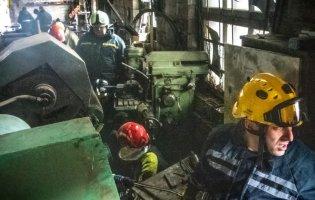 У Києві комунальника розчавив 9-тонний станок