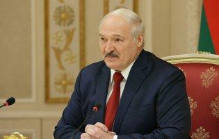 «Вічний президент» та «надядерна зброя»:  Лукашенко шокував новою заявою