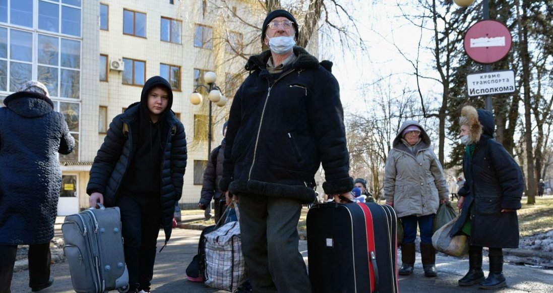 Відсутність їжі й житла: біженці з ОРДЛО до Росії повертаються додому