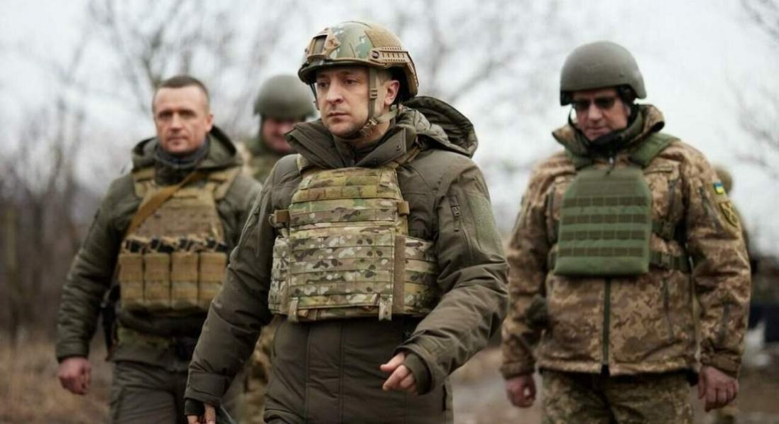 За якої умови в Україні введуть воєнний стан