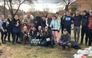 Луцькі волонтери записали лаконічне звернення до армії Росії