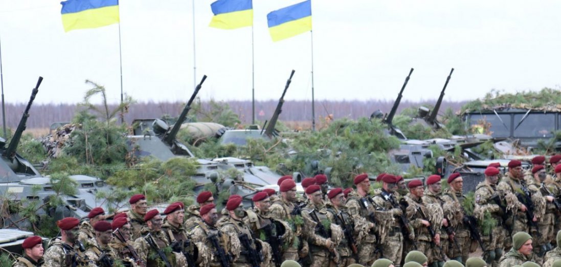 Українські військові будуть отримувати по 100 000 гривень