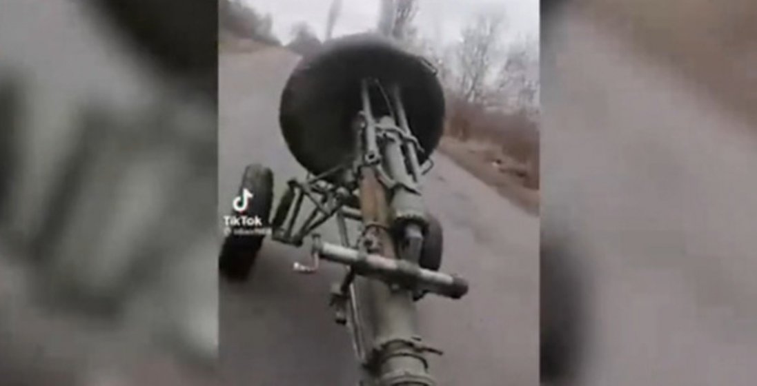 Троє українців на мотоциклі вкрали міномет у ворога