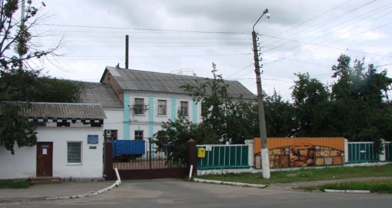 У Макарові через потрапляння снаряду в хлібозавод загинуло 13 людей