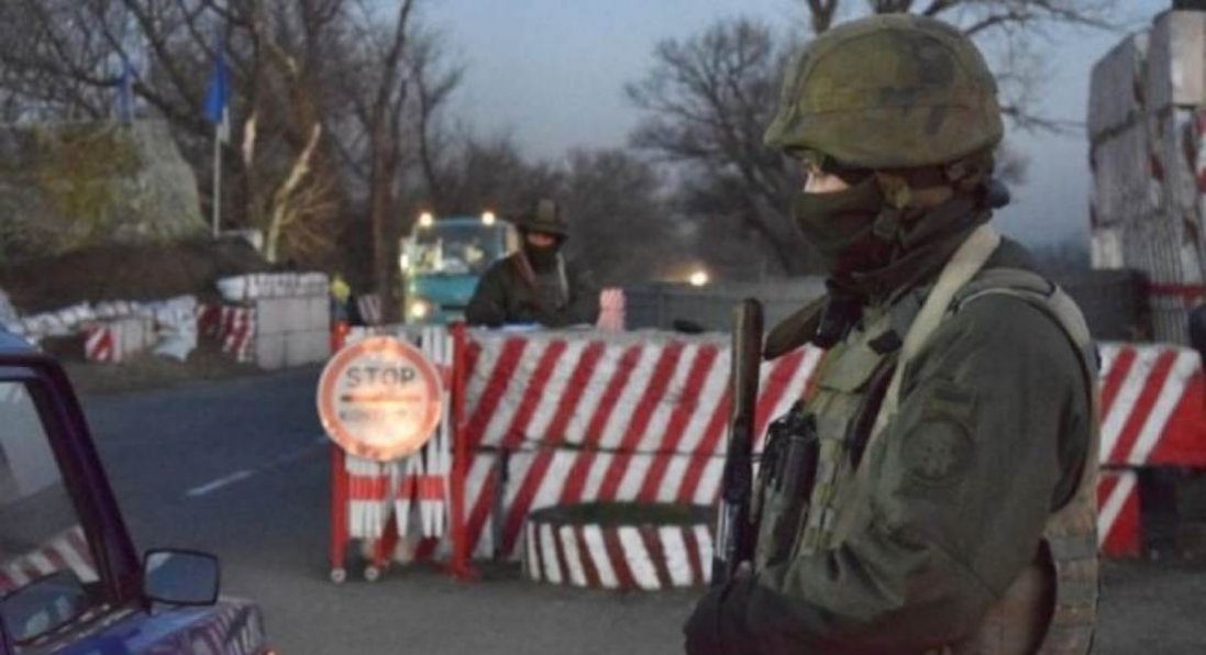 Українські військові зупинили авто Бойка: що було