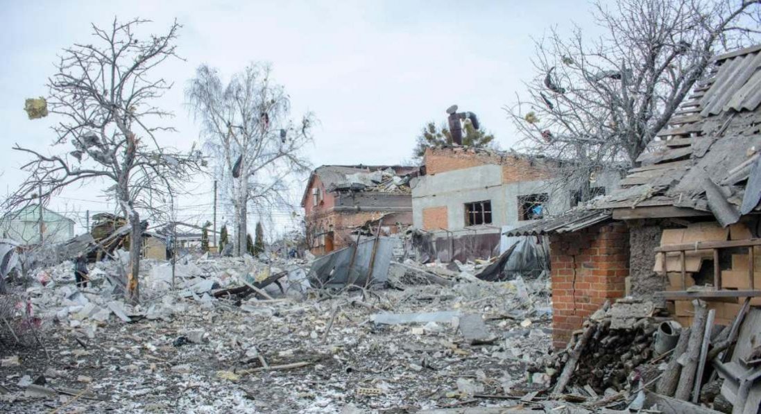 На Сумщині бойовики скинули три бомби на житлові квартали: є 23 загиблих