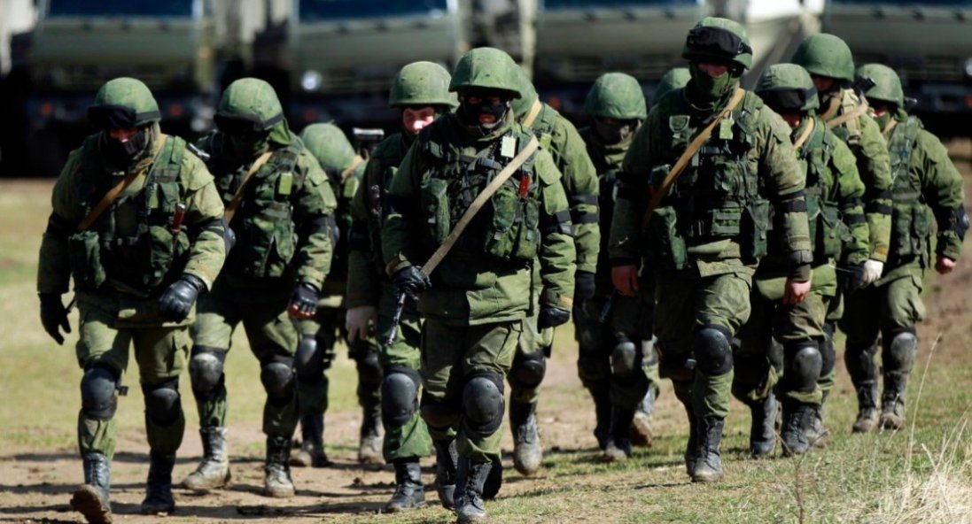 Почалася пресконференція з полоненими російськими розвідниками