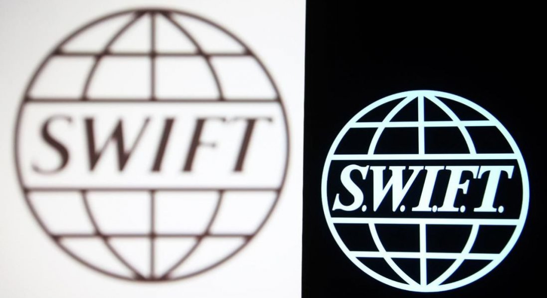Німеччина виступає проти відключення «Сбербанку» від SWIFT