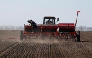 Волинські фермери готуються до посівної: країну треба буде годувати