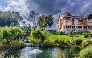У Межигір'я прилетіло 2 бомби