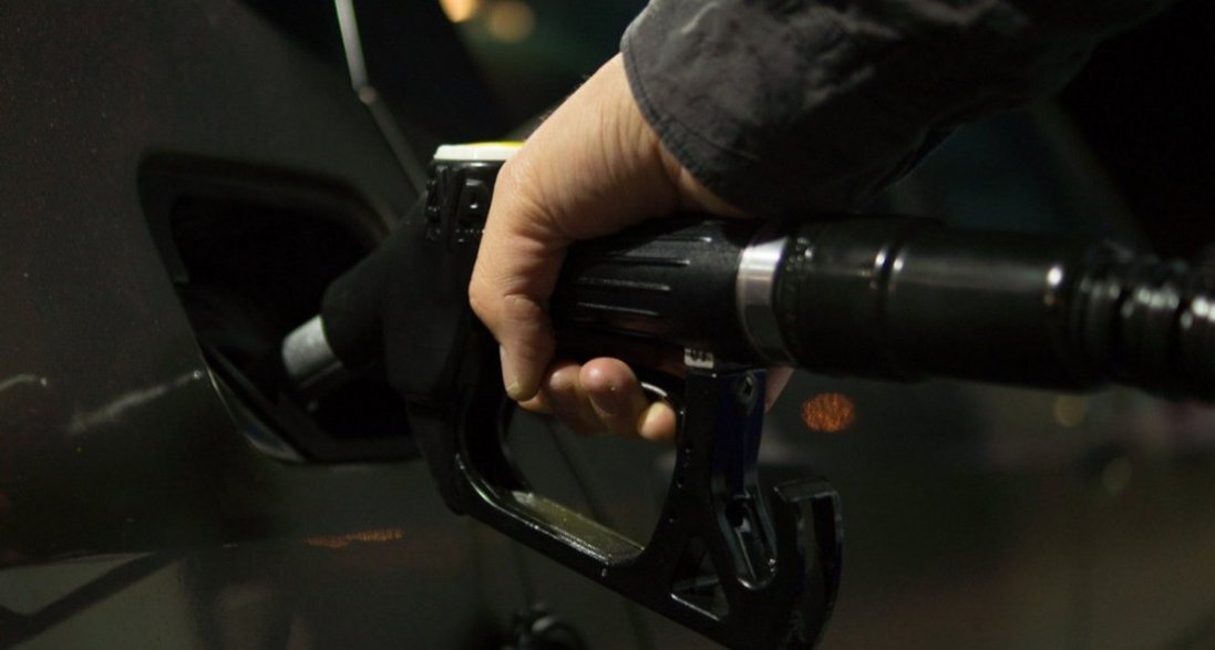 В Україні знизили ціни на бензин і дизель