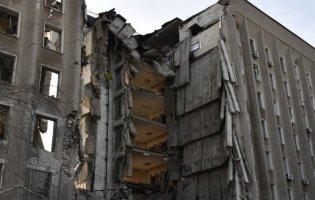 Обстріл Миколаївської ОДА: кількість загиблих може сягнути 16 людей