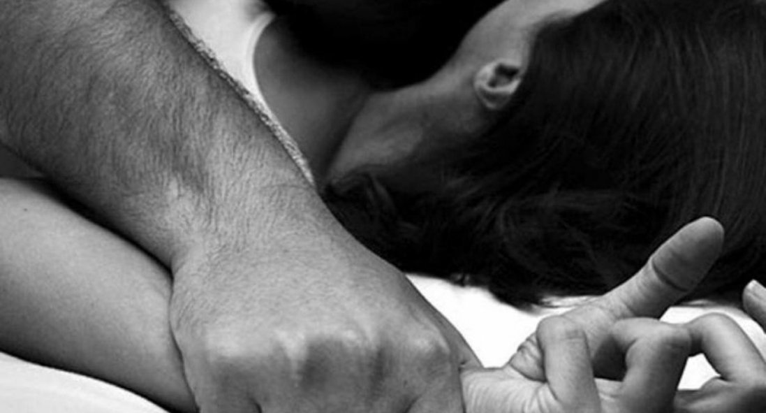 У Маріуполі окупанти кілька днів ґвалтували жінку на очах у сина: вона померла від ран