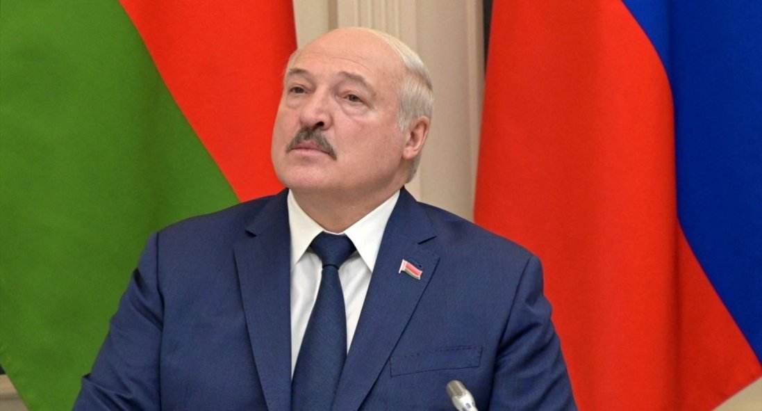 Лукашенко каже, що  без нього не обійтися на переговорах між Україною та росією
