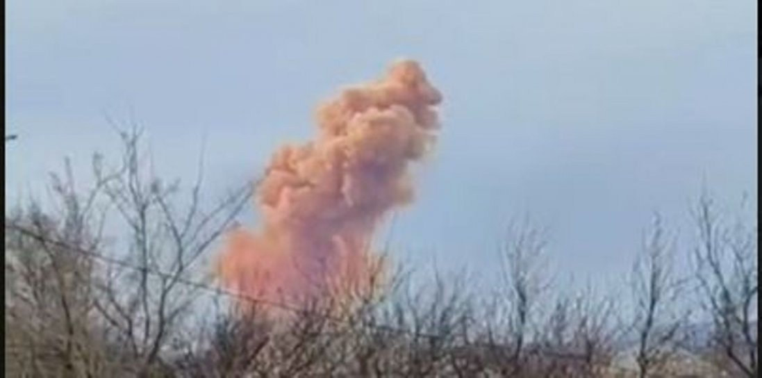 Біля Рубіжного орки знову влучили у цистерну з азотною кислотою