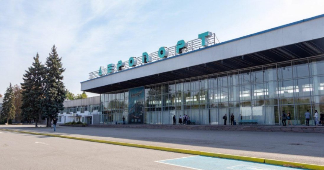 росія повторно атакувала аеропорт у Дніпрі
