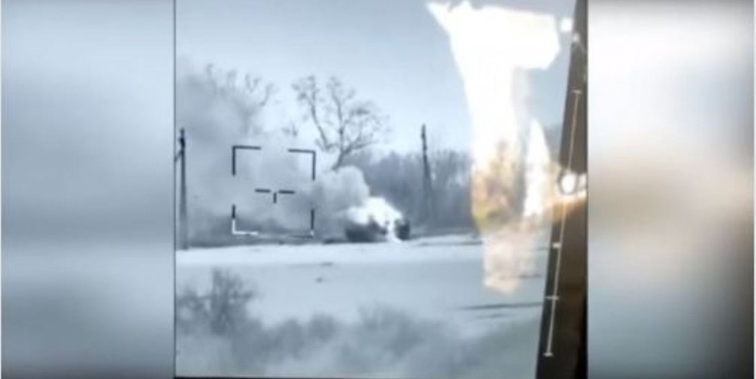 Показали відео палаючої бойової машини окупантів: гарно спрацювали ДШВ
