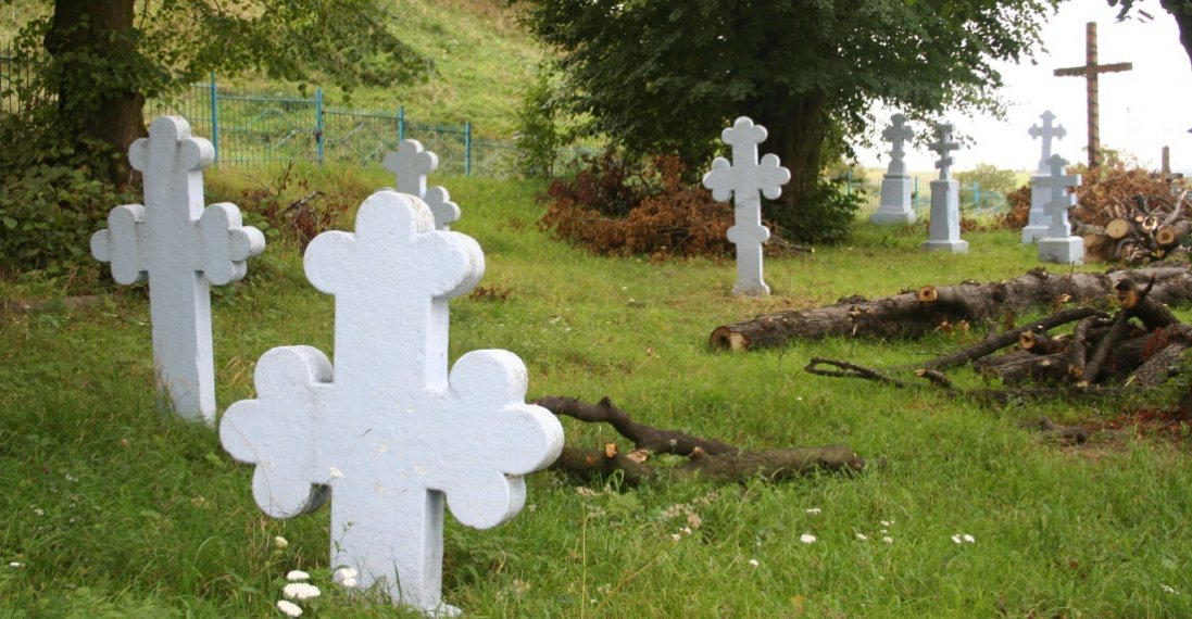 У Сєвєродонецьку виявили нове кладвище, де вже є 400 могил
