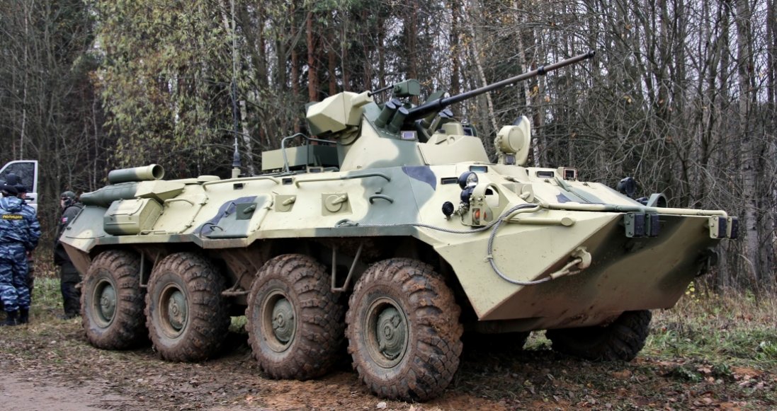 У Маріуполі бійці «Азова» знищити 3 танки і 2 БТР