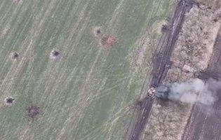 «Горить, як солом’яний бичок»: ЗСУ знищили ще один російський танк Т-72