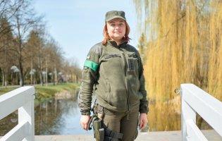 «У мене зброя – не для нападу, а щоб захистити своє життя і поранених», - військова лікарка Марія Миронюк