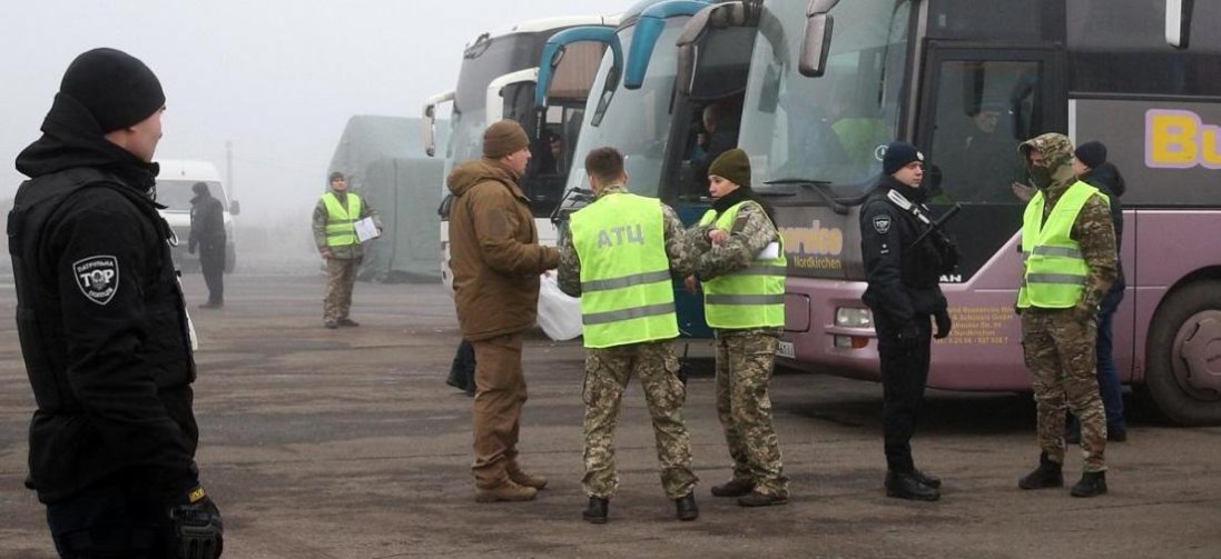 Обмін полоненими: в Україну повертається 41 людина