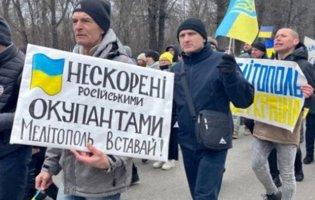 рашисти третю добу не випускають мешканців Мелітополя