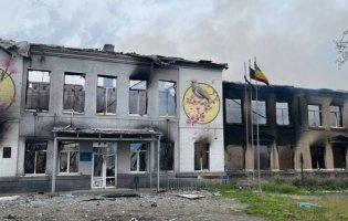 росіяни обстріляли школу фосфорними боєприпасами