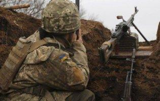 Україну сьогодні боронить близько 700 тисяч військових, - Зеленський