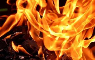 У Харкові на залізниці - пожежа: дим огорнув пів міста