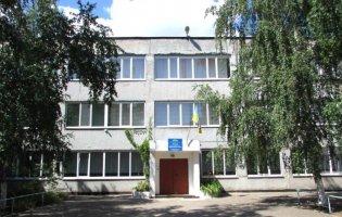 Чим росіяни годують дітей у школах Маріуполя