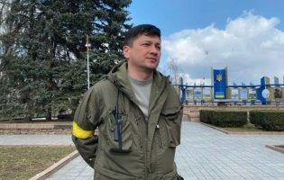 У Миколаєві рашисти обстріляли багатоповерхівку: є поранені