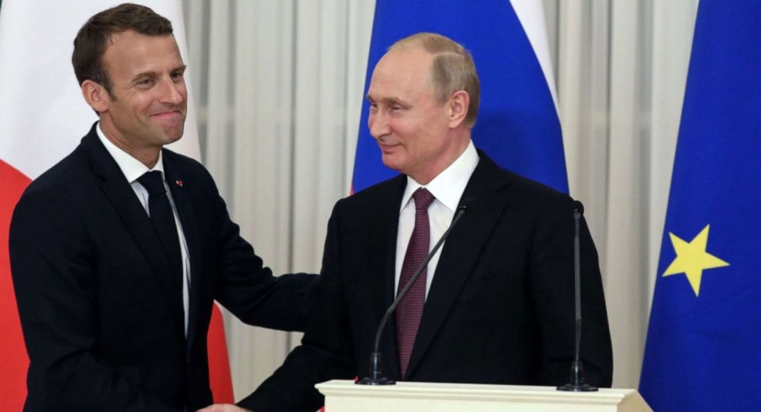 Макрон роздумує над поїздкою в росію, щоб поговорити з путіном