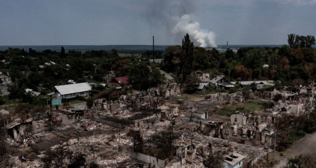 «Важко дуже! Війна не закінчується»: в Лисичанську - потужні обстріли