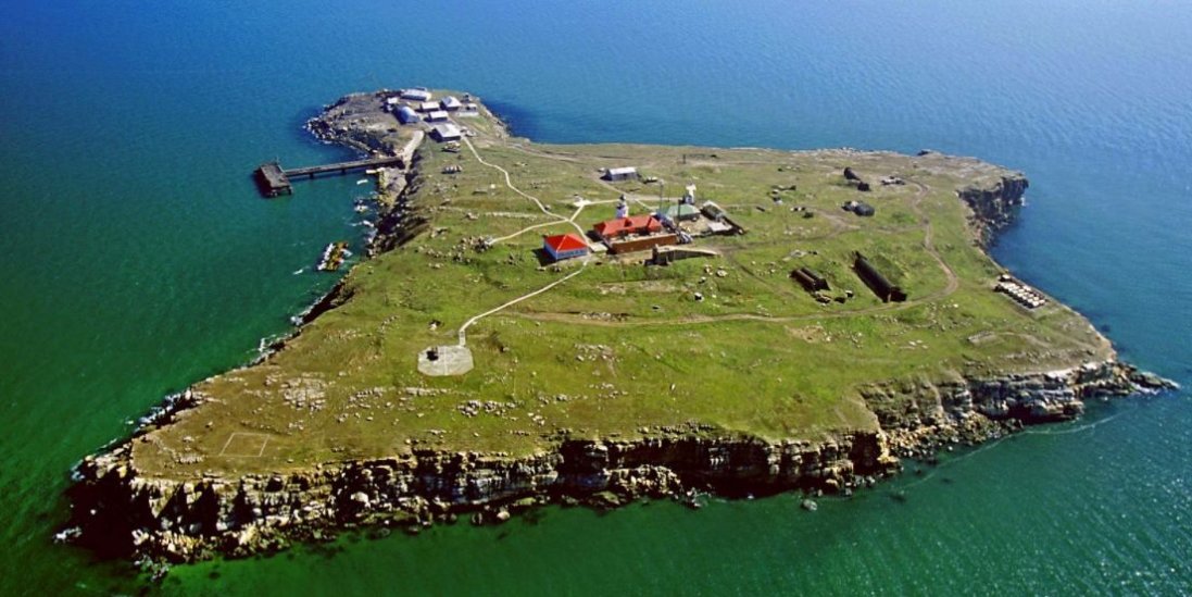 росіяни, ймовірно, залишили острів Зміїний