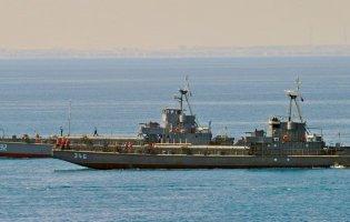 Під Маріуполем на міні підірвався російський катер