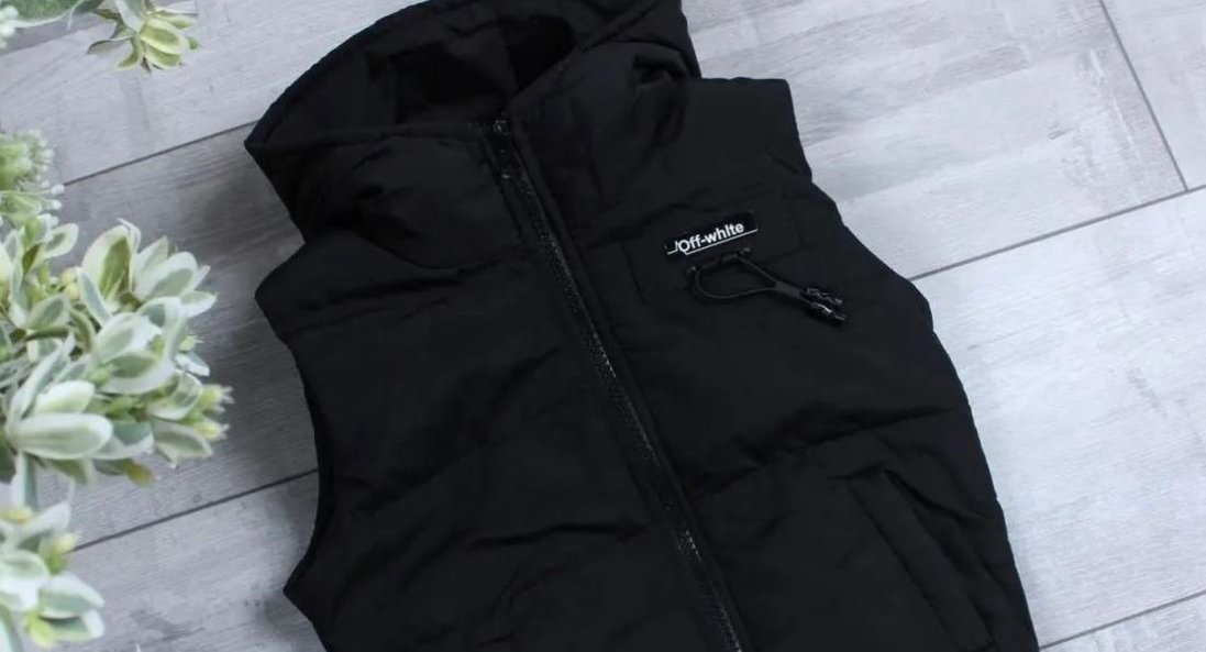 Принципи вибору демісезонних жилетів для дівчаток