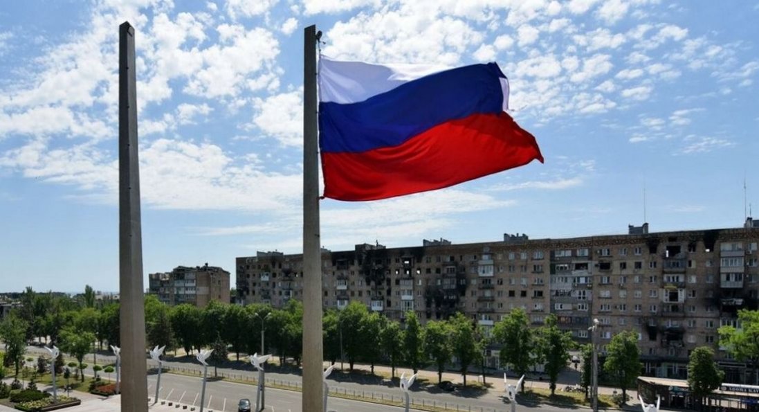 У Маріуполі росіяни готують порт, щоб вивезти награбоване