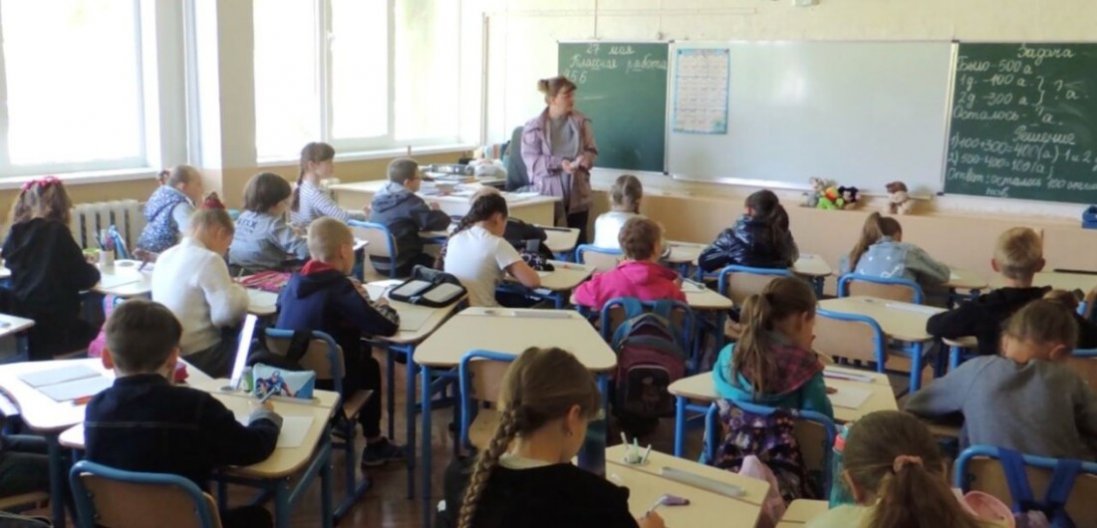 У Запорізькій області дітей змушують віддавати до шкіл із російською програмою