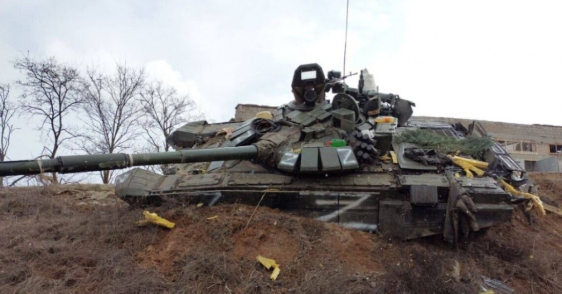 Українські захисники за добу знищили 14 танків і броньованих машин