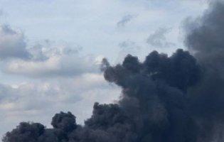 Як українські бійці нищать склад боєприпасів і «Град» росіян