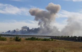 У Криму вибухи боєприпасів пошкодили залізничну дорогу